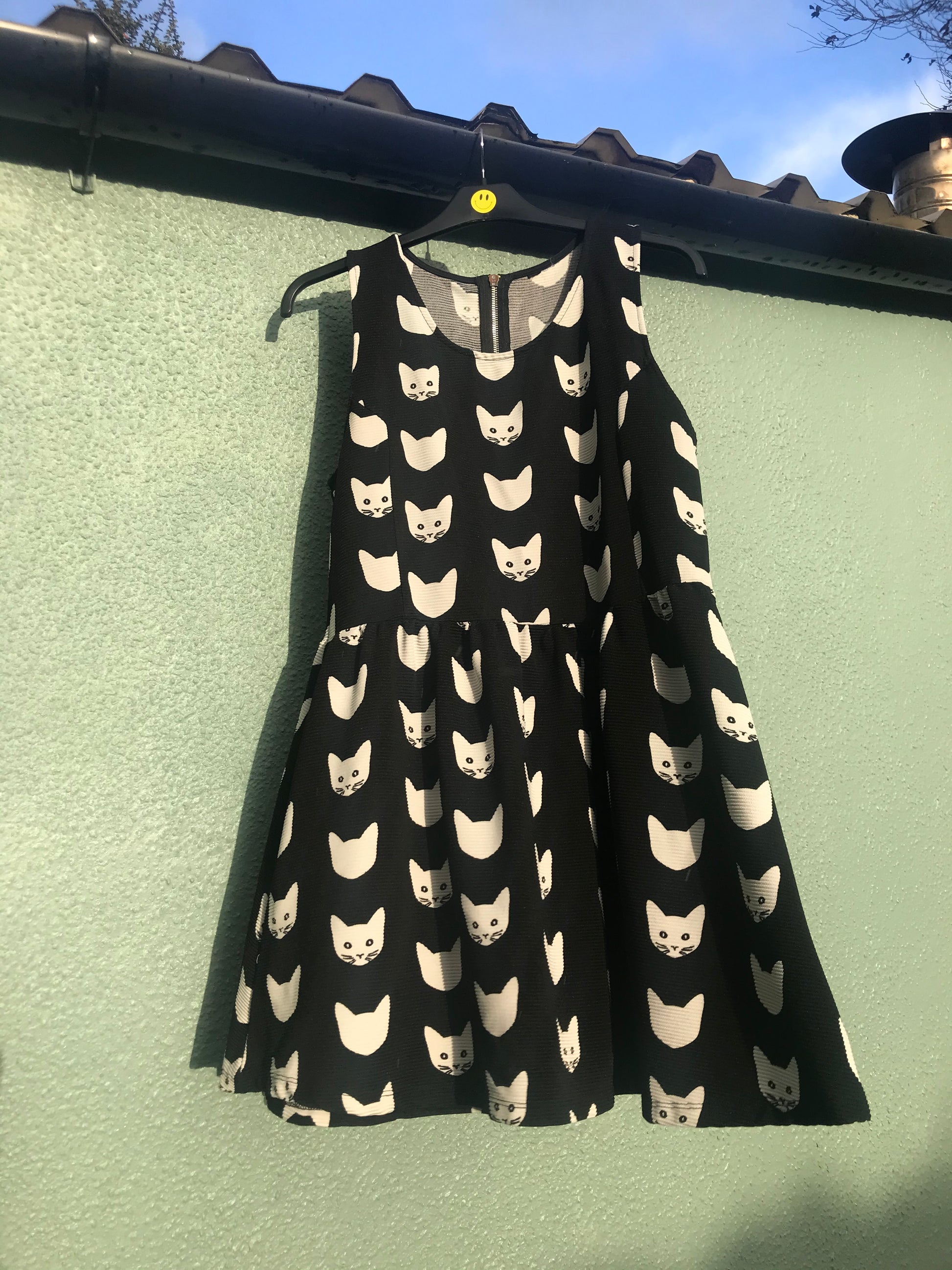 cat cut out dress Buy VASTRAMAY Chikankari Pure Cotton Cat Cut Out Dress - Dog Dresses for Unisex Kids 30403902